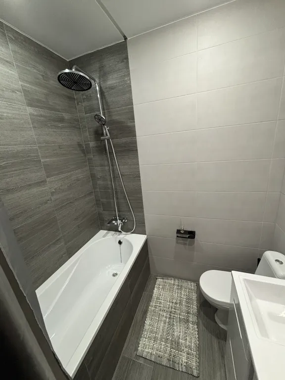 Квартира с отличным ремонтом с видом на березовую рощу