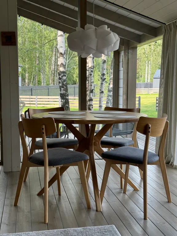 Уютный загородный дом в тишине