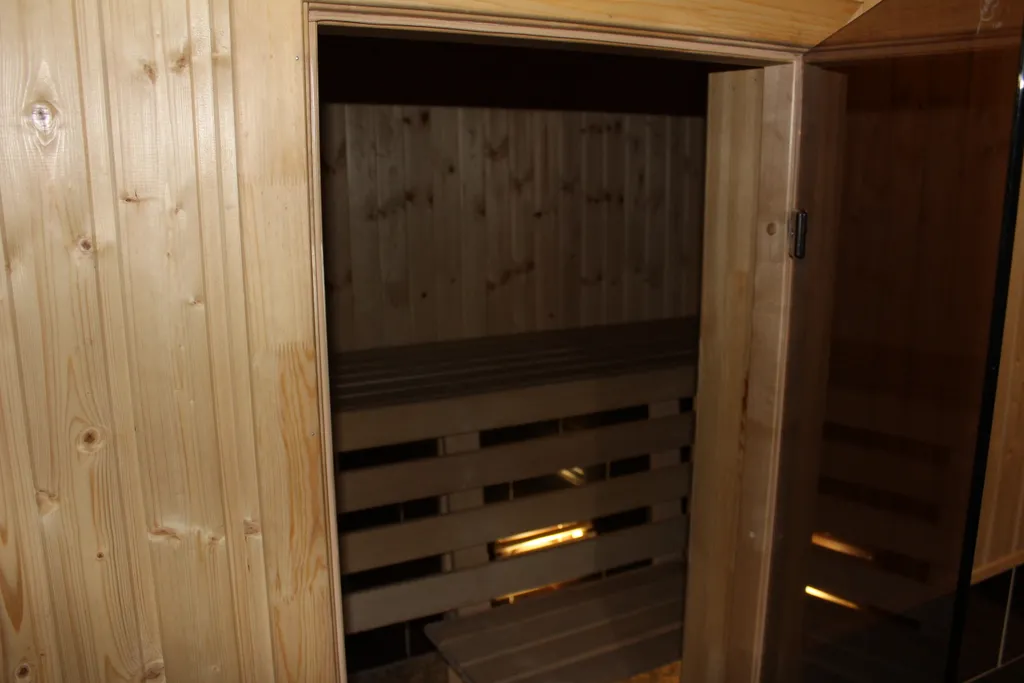 Vip дом с бассейном и сауной, рыбалка, мото прокат, SPA, банкеты