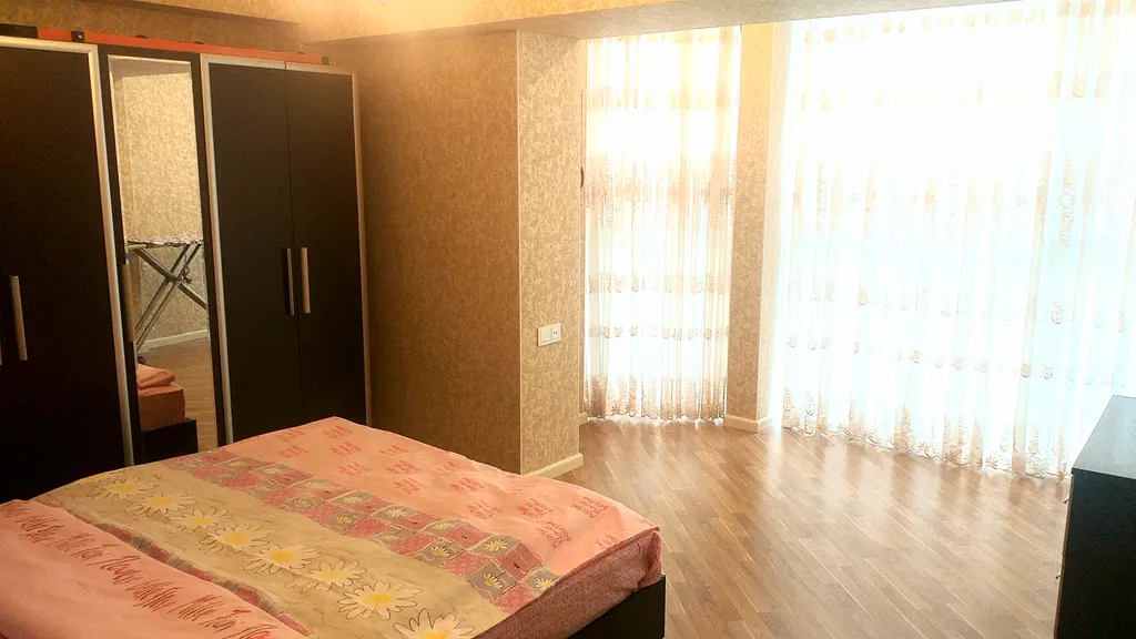 2-комнатная квартира напротив Приморского парка