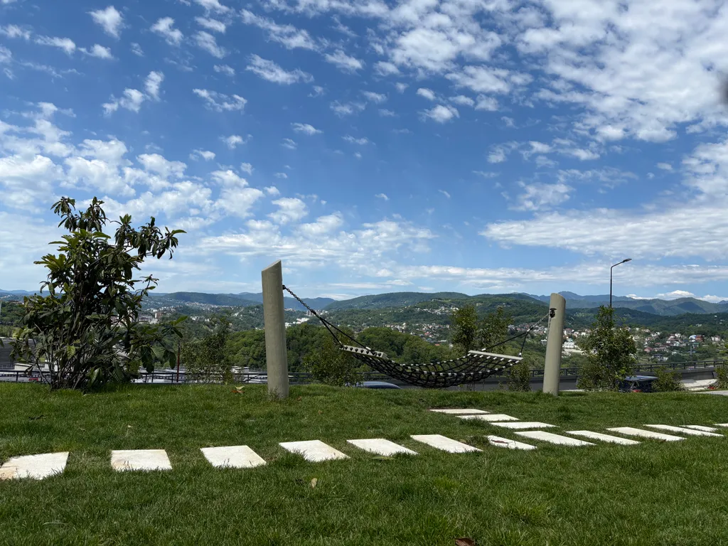 Стильная уютная инстаграммная студия "тропики" в элитном жк