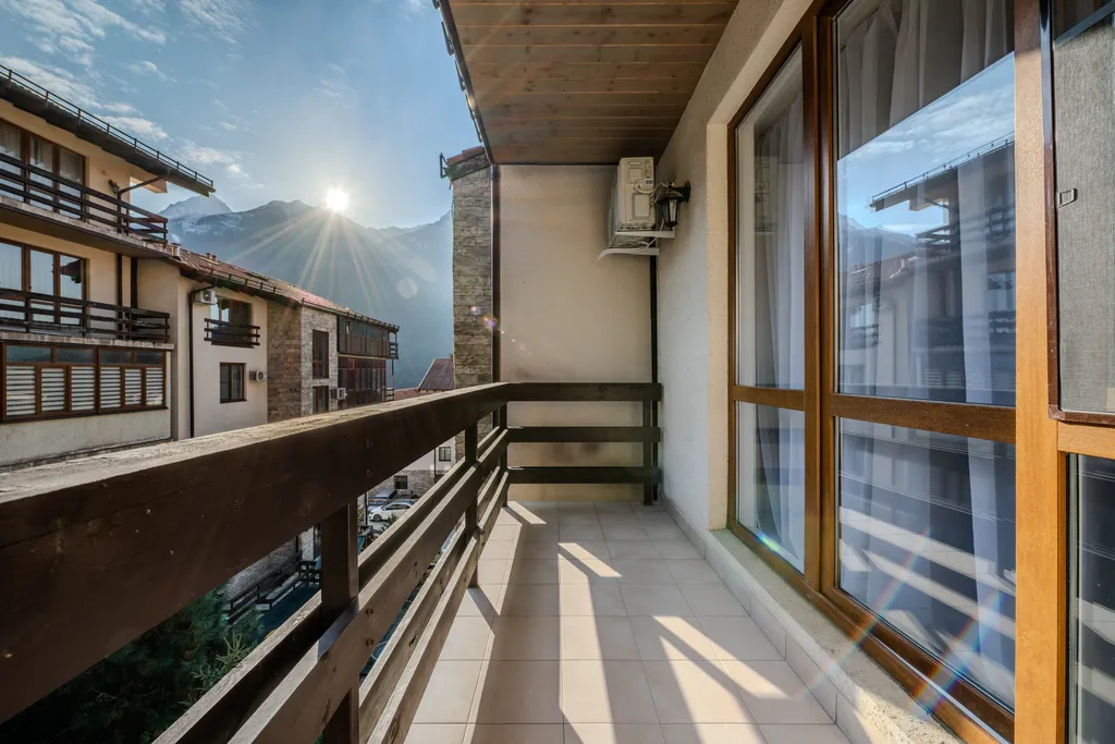 Апартаменты с балконом, 2 этаж, Семейное гнездышко с панорамой