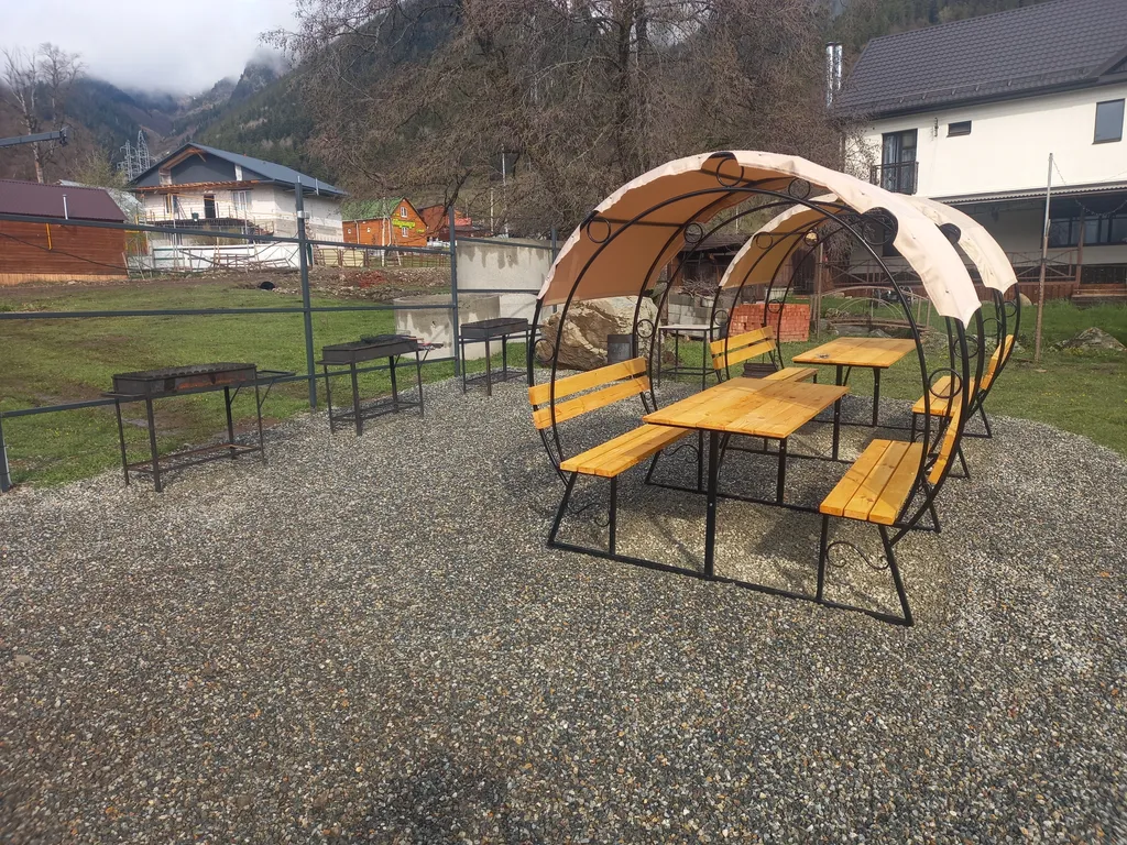 Уютные домики с видом на горы