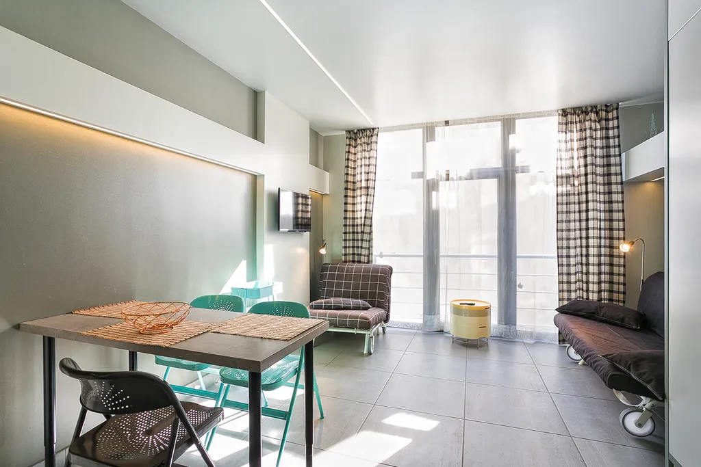 Уютная дизайнерская студия у моря