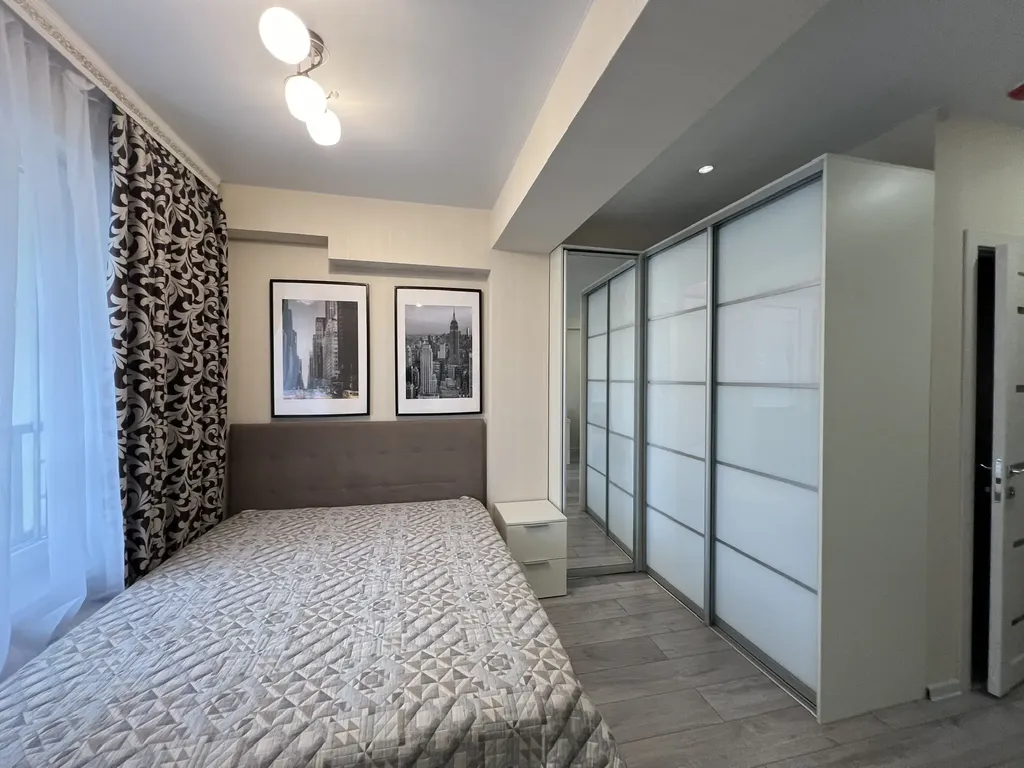 Апартамент с видом на море и горы