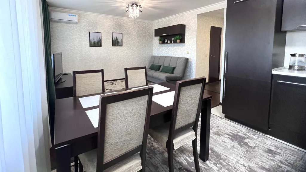 Проживание до 6 чел, 3 комнаты, в доме есть лифт