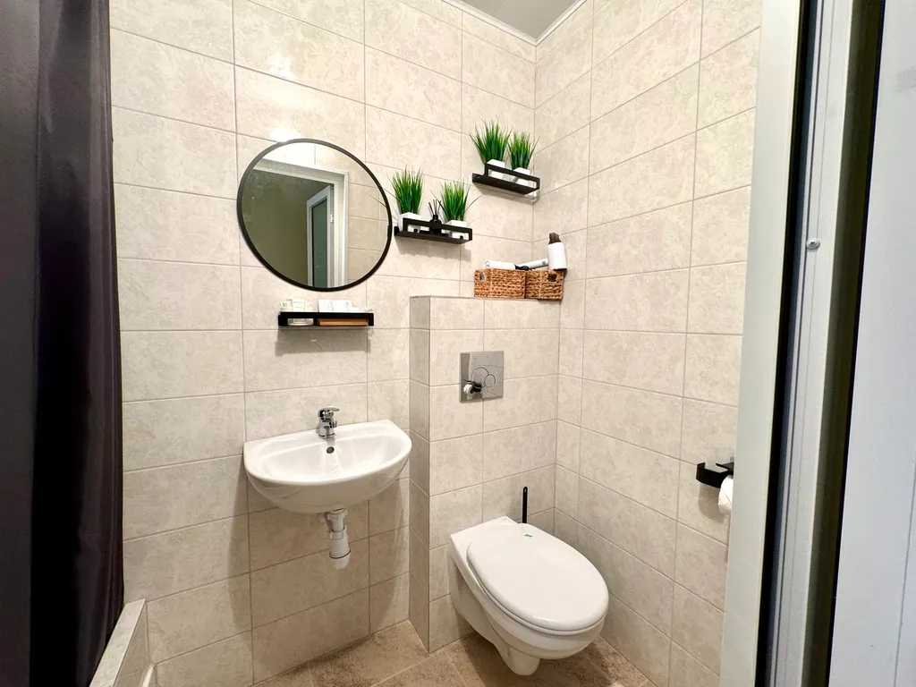 Двухместный улучшенный номер с 1 кроватью (2)