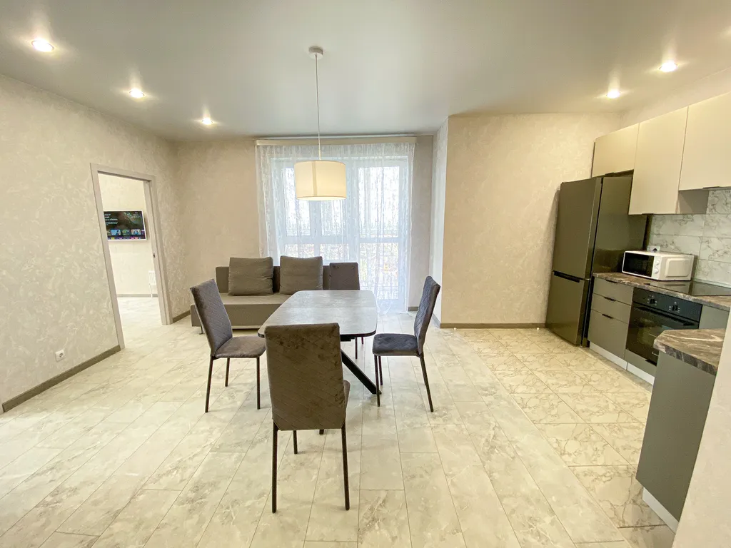 Квартира с сумасшедшим видом из окна на выезде из города