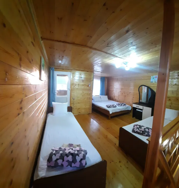 Коттедж 2-комнатный Дом — Кучугуры