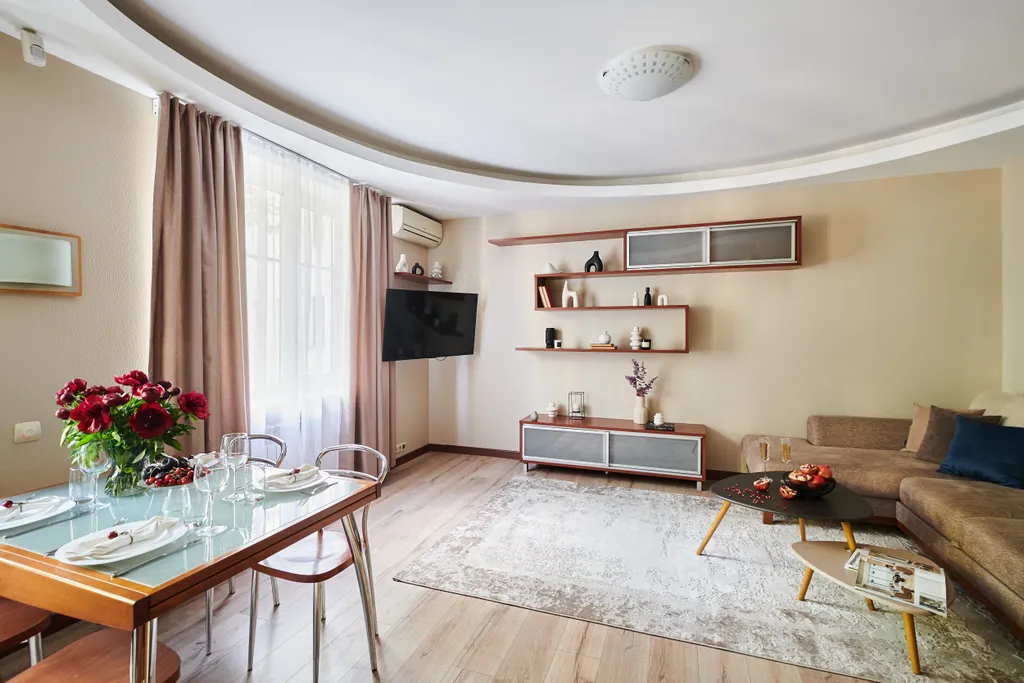 Квартира Квартира Модная трешка на патриарших с двумя санузлами — Москва