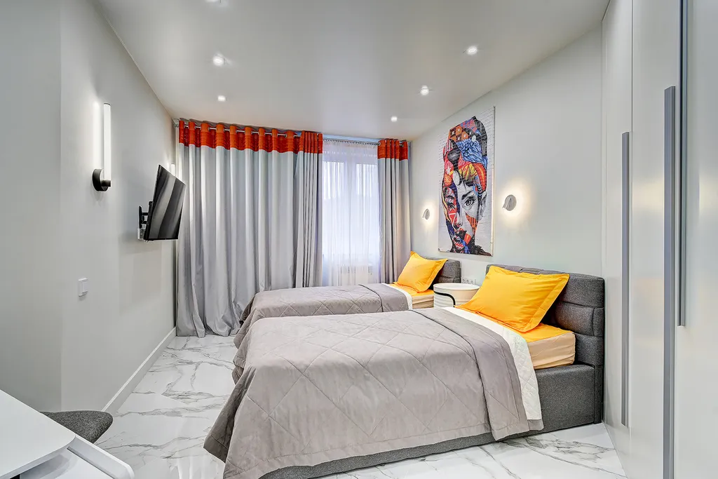 Квартира Квартира Двухкомнатная с 2 санузлами, проектором на балконе, бассейном на территории — Адлер