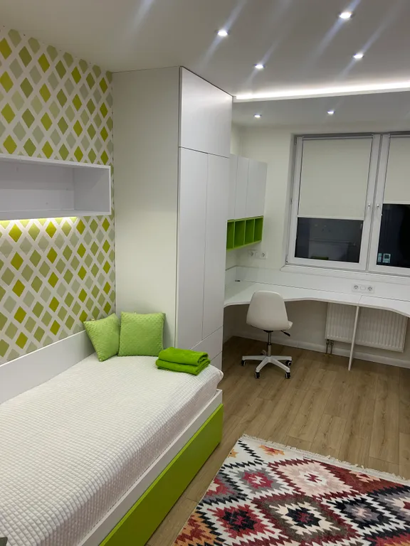 3-комнатная квартира с дизайнерским ремонтом в Маяке Минска