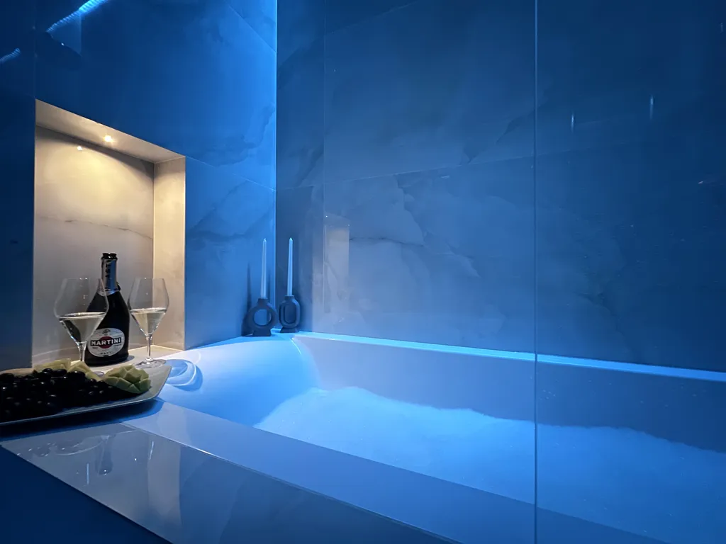 Шикарная студия с террасой и видом на реку