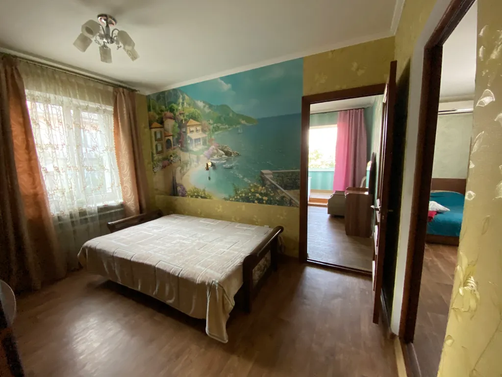 Нестандартная квартира терраса вид на горы недалеко от моря