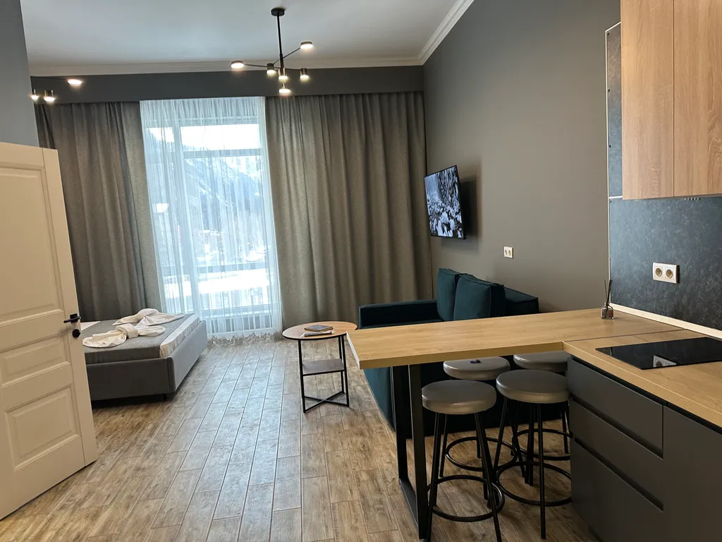 Уютные апартаменты с дизайнерским ремонтом