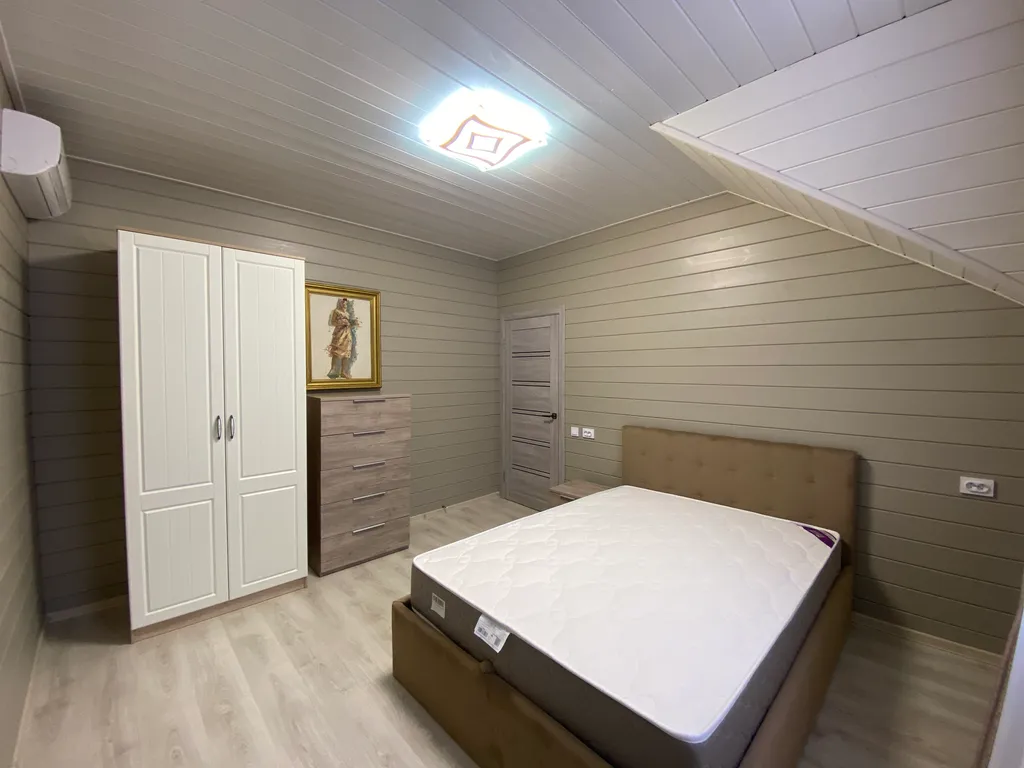 Комфортный и современный дом со всеми удобствами, баня и чан