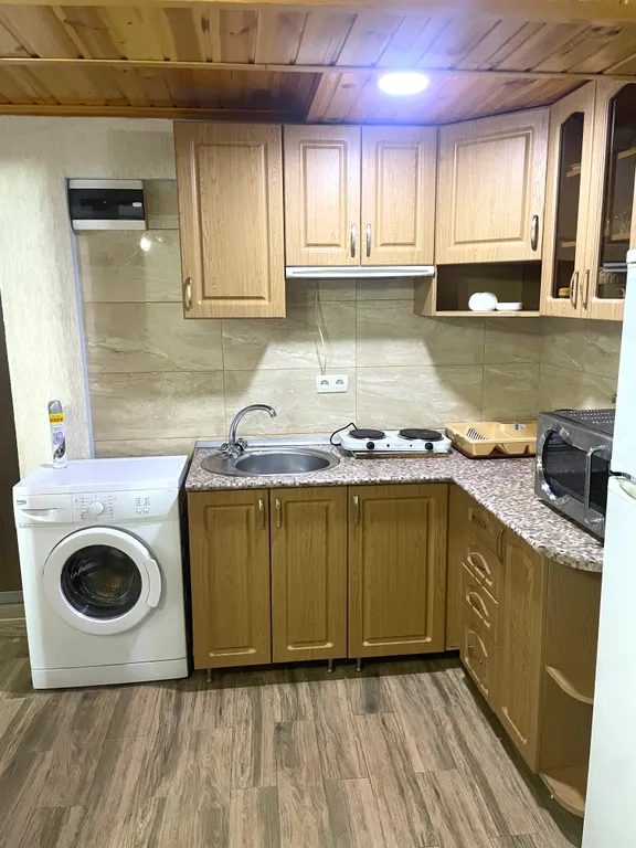 Коттедж Гостевой дом у Сусанны в 800 метрах до моря — Сухум