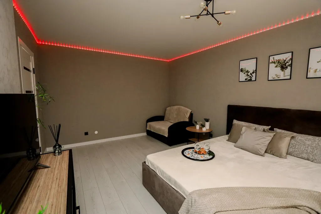 Евро двухкомнатная квартира для комфортного отдыха в центре города