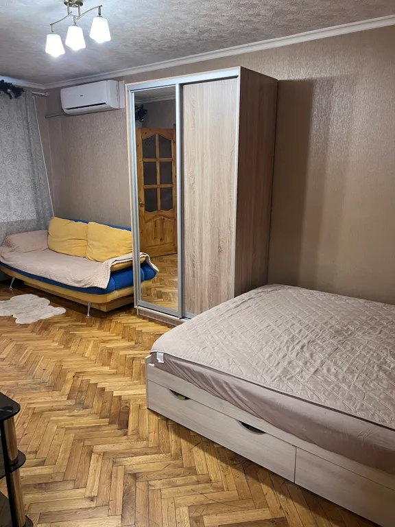 Двухкомнатная квартира в центре золотого квадрата на Северром