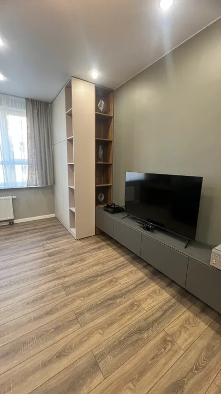 Новая уютная двухкомнатная квартира рядом с метро