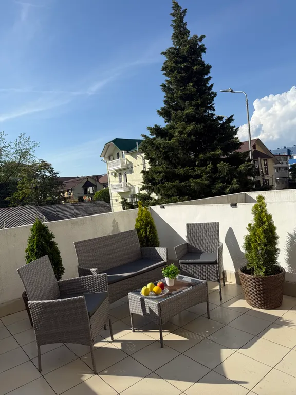 Квартира Квартира Студия с террасой, новый ремонт, 7 минут до моря — Сириус