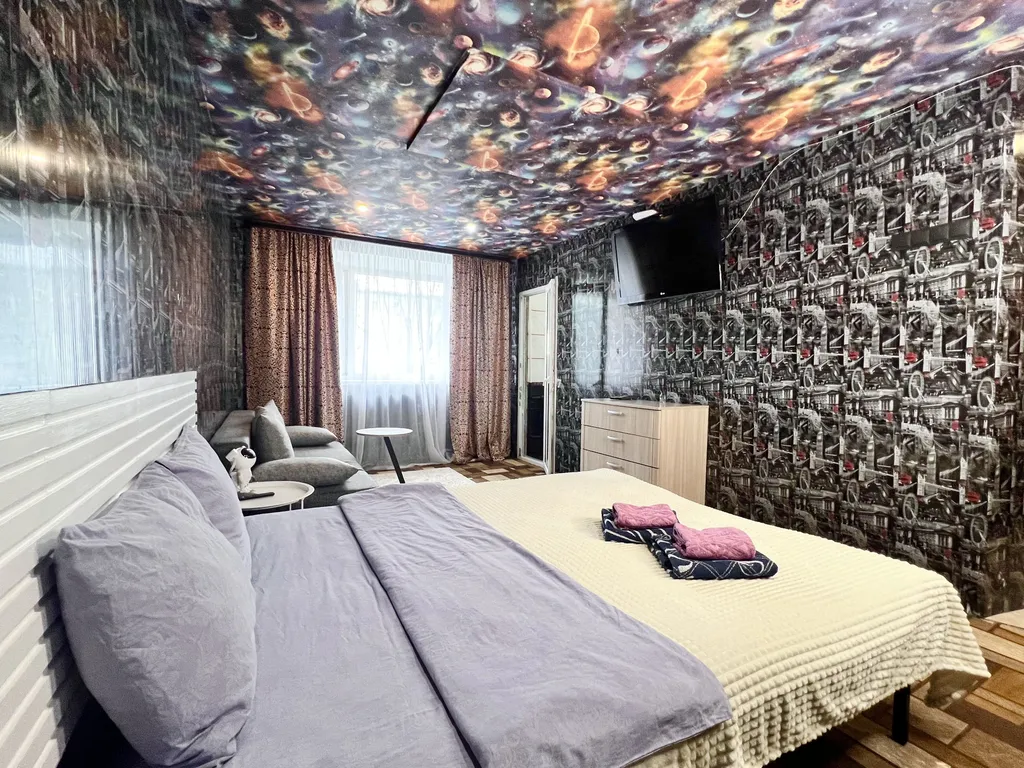 АПАРТЫ 51 возле Ленты "Полярные ночи" на Гвардейской,15