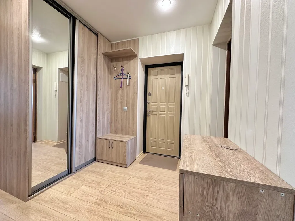 Просторная квартира у дворца спорта Юбилейный