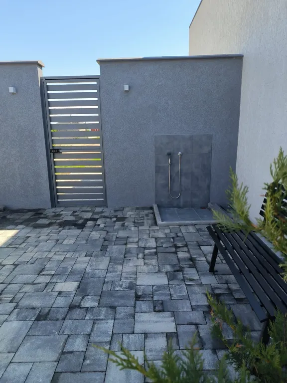 Меблированная комната на берегу Азовского моря