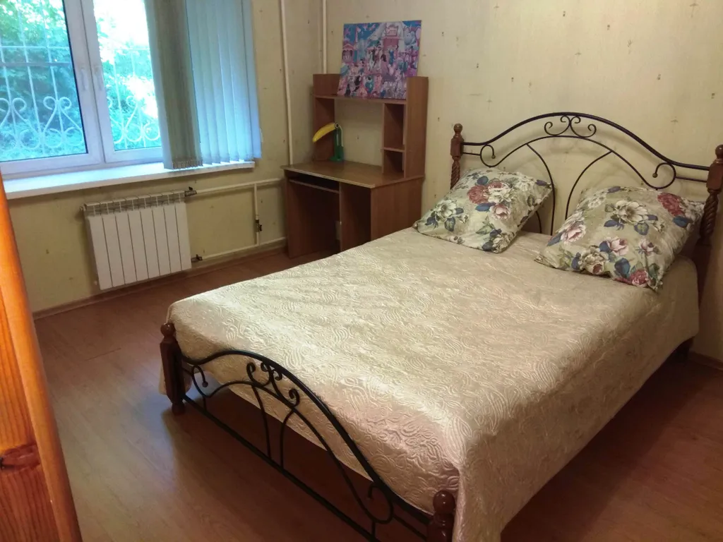 Трехкомнатные апартаменты на Грибоедова