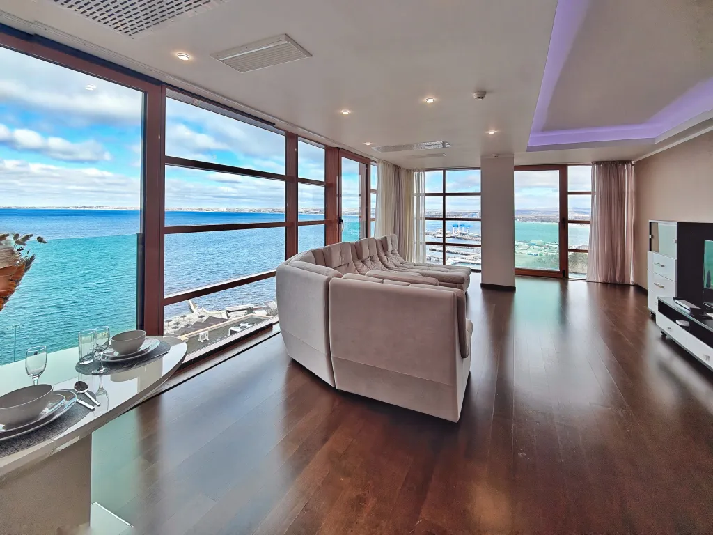 Видовая квартира в Золотой Бухте