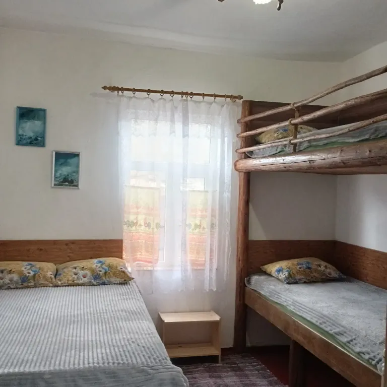 Уютный деревенский домик в сердце гор