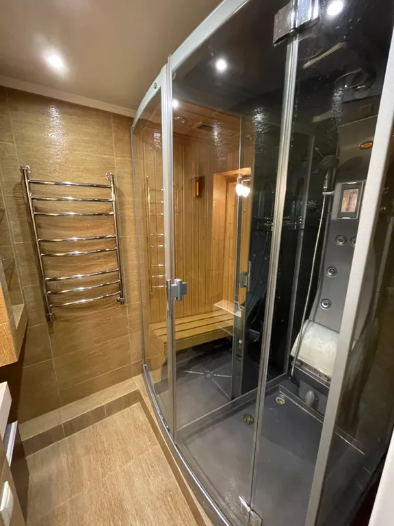 Шикарная квартира с джакузи и сауной