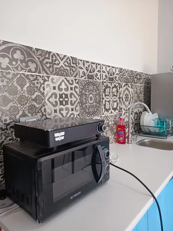 Квартира-студия с собственной террасой в 500м от моря