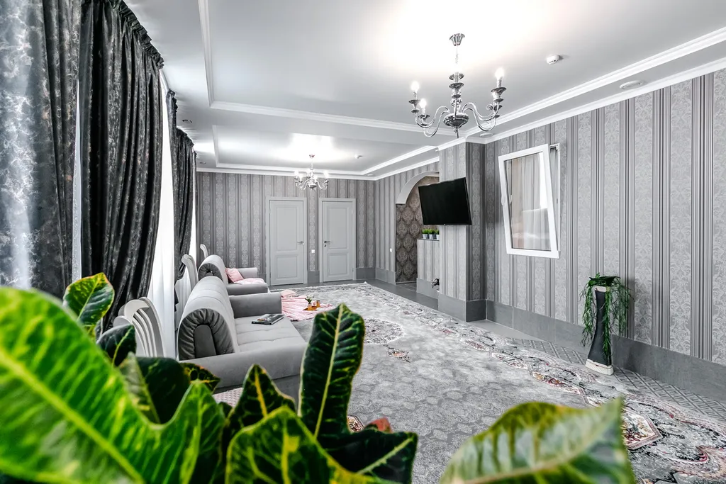 Трёхкомнатная квартира с евроремонтом в новом двухэтажном здании