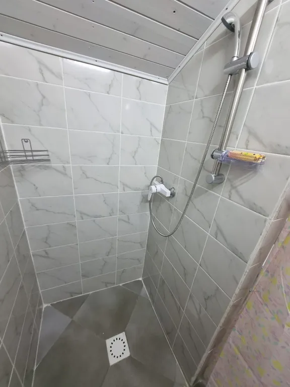 Дом с уличным чаном