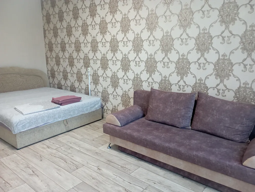 1-комнатная Квартира — аренда посуточно в Симферополь