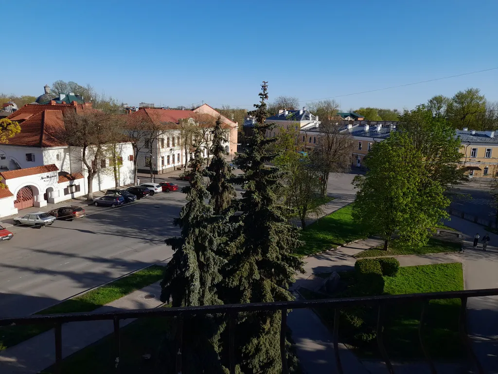 Светлая квартира в центре — аренда посуточно в Псков