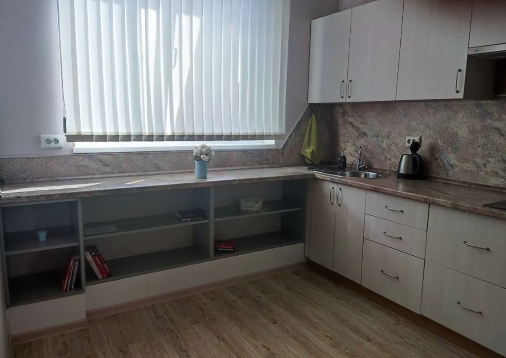 Просторная, светлая квартира в центре поселка Агой