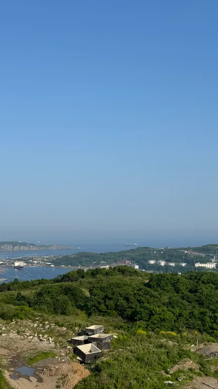 Квартира Квартира в 15 минутах до моря с красивым видом на море, лес, Русский мост — Владивосток