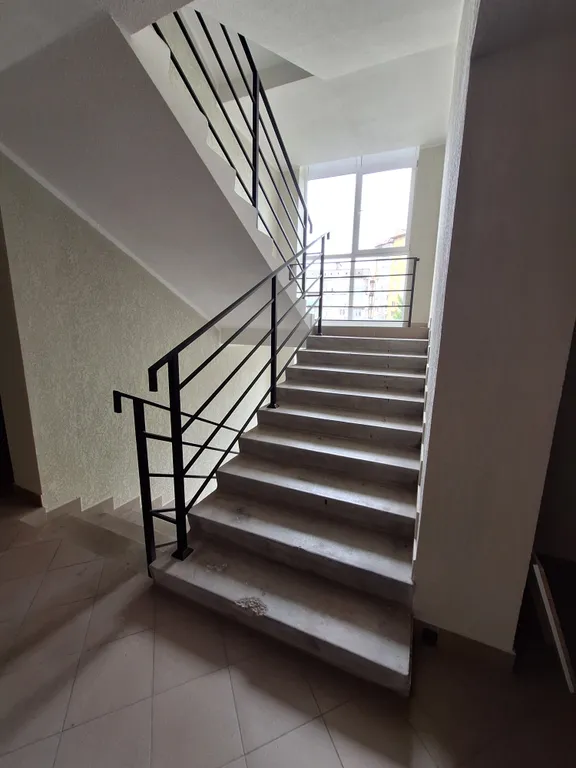 Уютная студия с дизайнерским ремонтом комфорт - класса