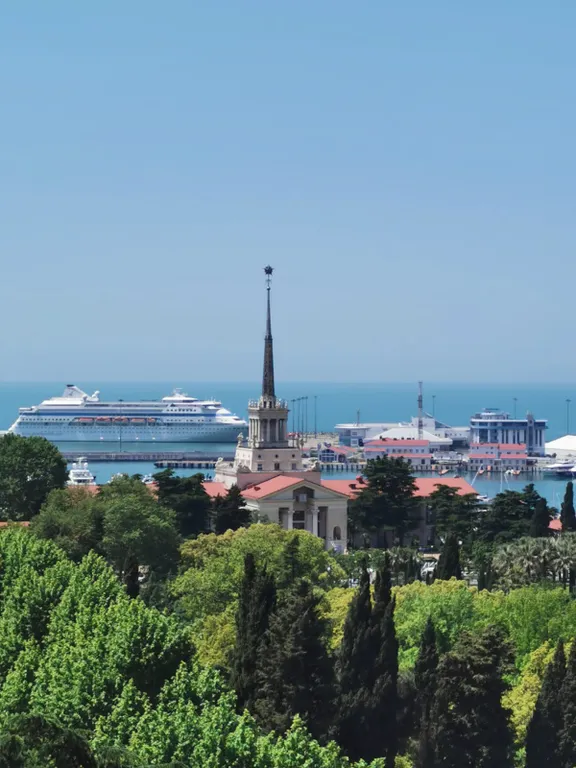 Квартира Квартира в центре с видом на море — Сочи