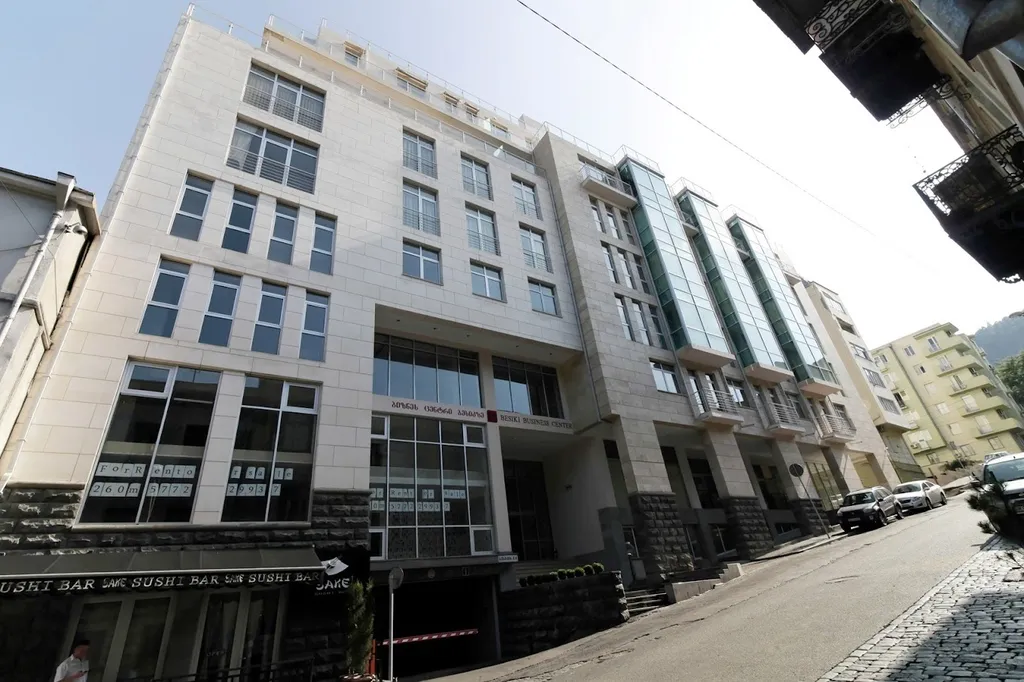 Квартира в бизнес-центре у проспекта Руставели