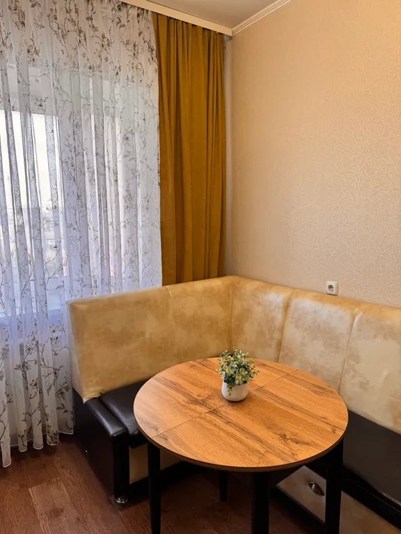 Омск Кировский у ТЦ Мега