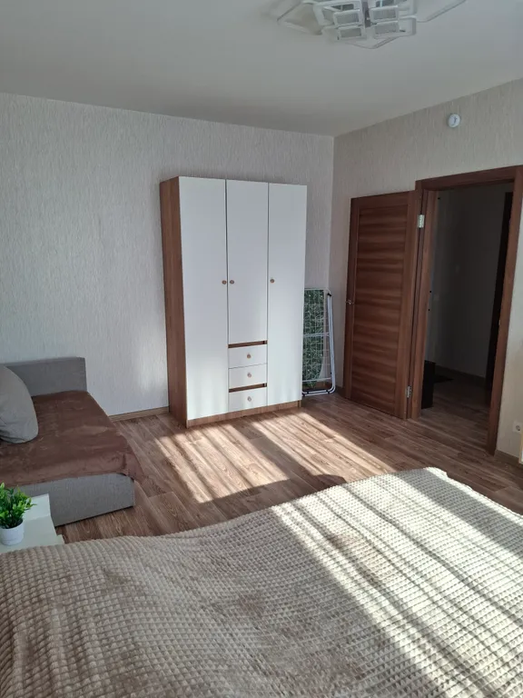 Светлая квартира в новом доме 5-10 минут до центра