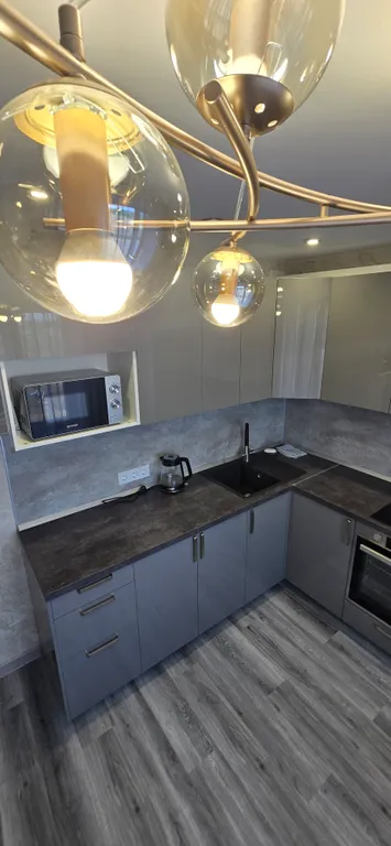 Квартира Новая и светлая двухкомнатная квартира — Хабаровск