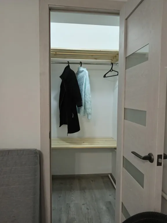 Квартира Просторная и уютная угловая квартира с видом на аллею — Пересвет