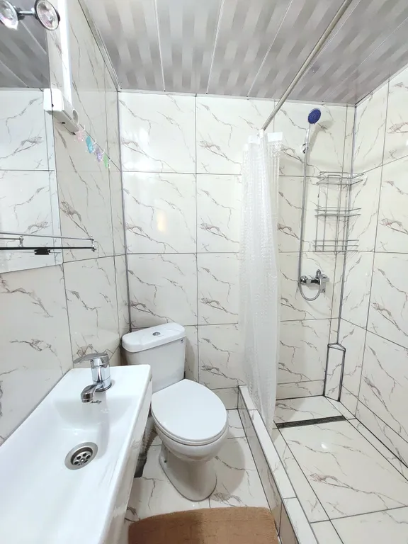 Полноценный номер-студия на границе леса до 4 человек