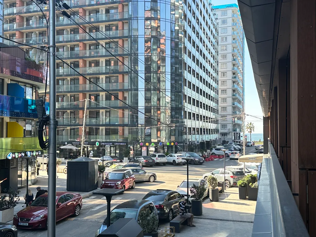 Просторный апартамент в двух шагах от моря