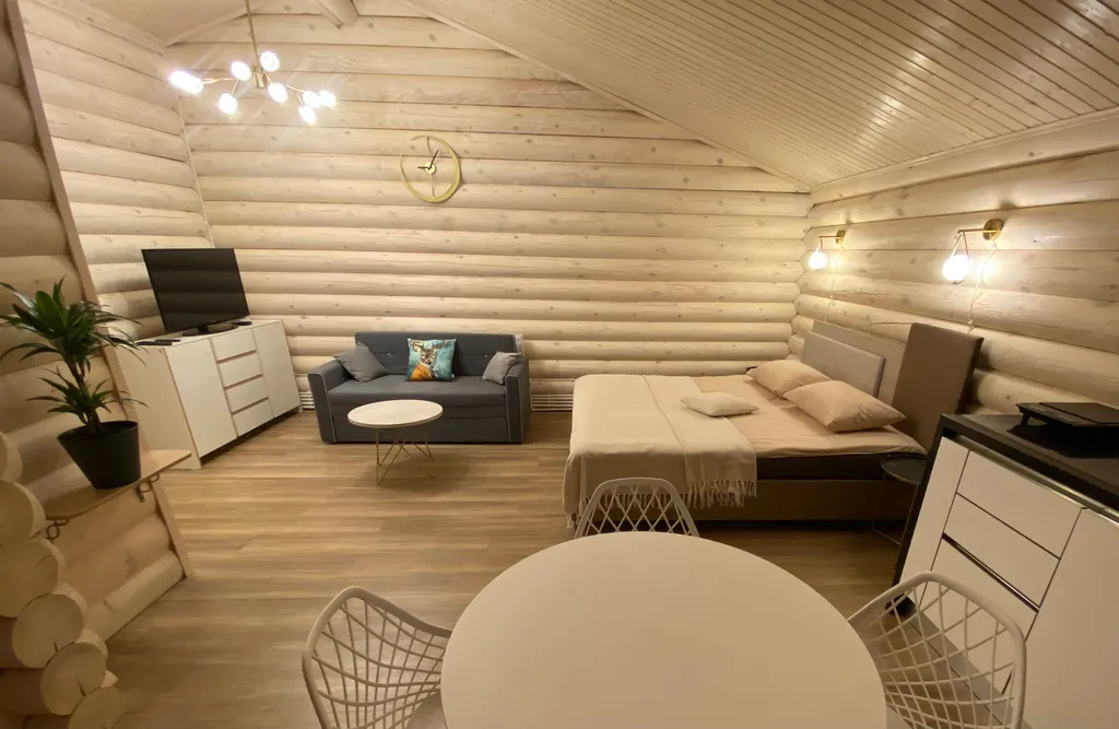 Домик с видом на лес