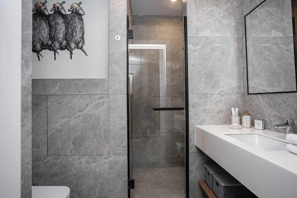 Дизайнерская квартира с видом на море by Karmann`s Apartments